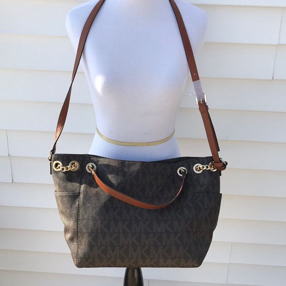 NWT Michael Kors Browm Skin Jet Set - Picture 3 of 8